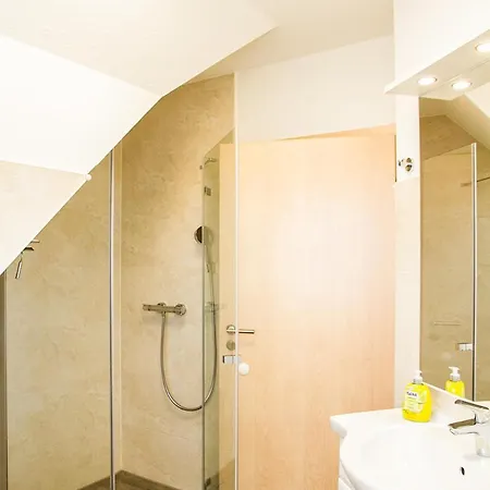 Haus Thea 02, 